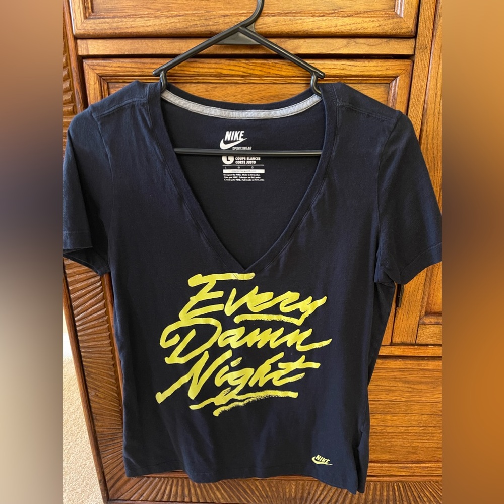 Nike Dri Fit standard fit tops